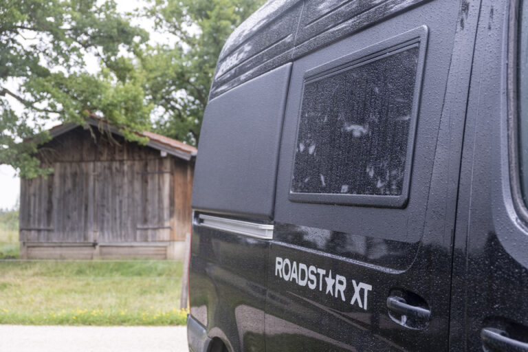 Logo Roadstar XT sur Carrosserie